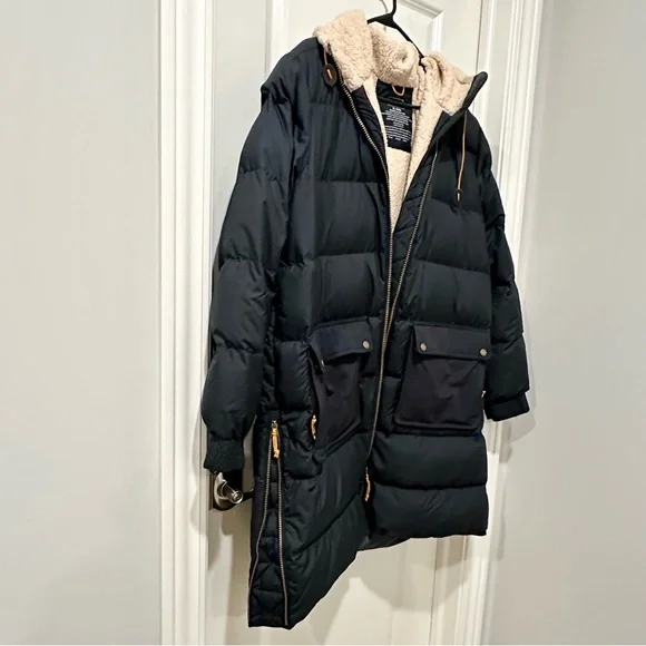 Women's Mountain Classic Down Coat, Sherpa-Lined Black Tan XL✨EUC - Picture 11 of 16